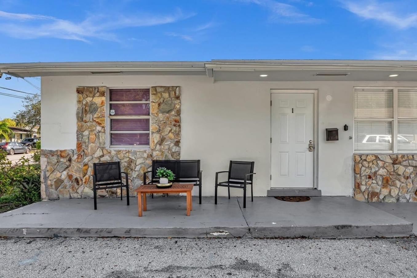 2 Bdrm Modern House Mins From Beach & Casino Hb1 Hallandale Beach Esterno foto